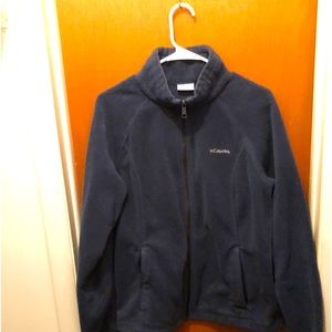 Womens Columbia full zip fleece size XL. Dark navy blue.